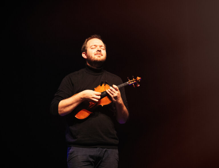 Press photo of Pablo Rodríguez